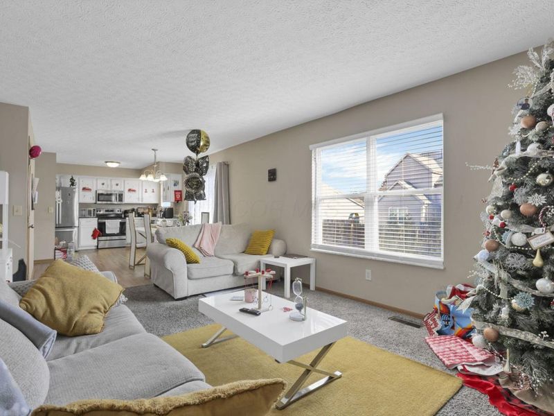 2700 Raphael Drive, Columbus, OH 43232 Photo 11