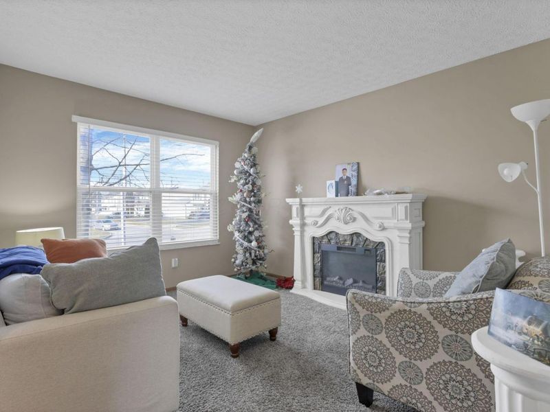 2700 Raphael Drive, Columbus, OH 43232 Photo 8