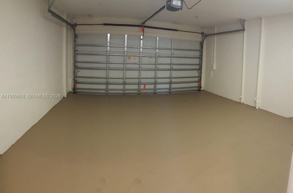 1033 NE 17th Way , Unit 406, Fort Lauderdale, FL 33304 Photo