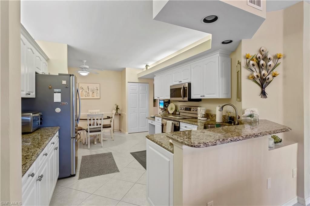 2655 Magnolia Park Ln, Unit 101, Naples, FL 34109 Photo
