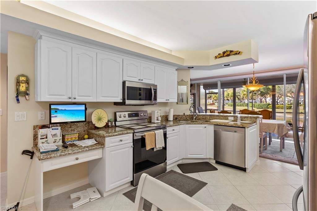 2655 Magnolia Park Ln, Unit 101, Naples, FL 34109 Photo