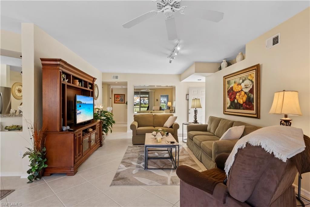 2655 Magnolia Park Ln, Unit 101, Naples, FL 34109 Photo