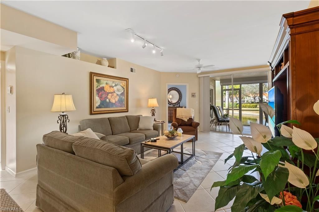 2655 Magnolia Park Ln, Unit 101, Naples, FL 34109 Photo