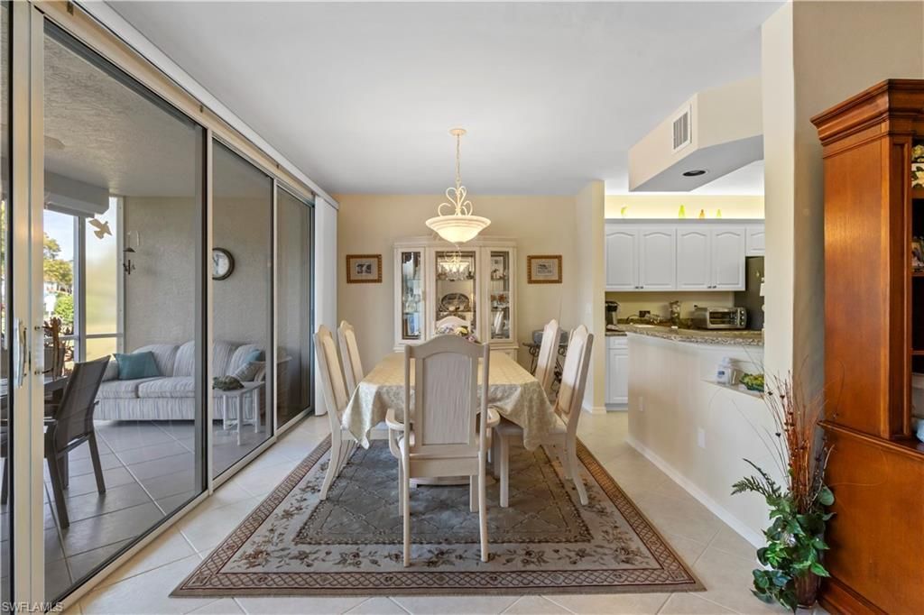 2655 Magnolia Park Ln, Unit 101, Naples, FL 34109 Photo
