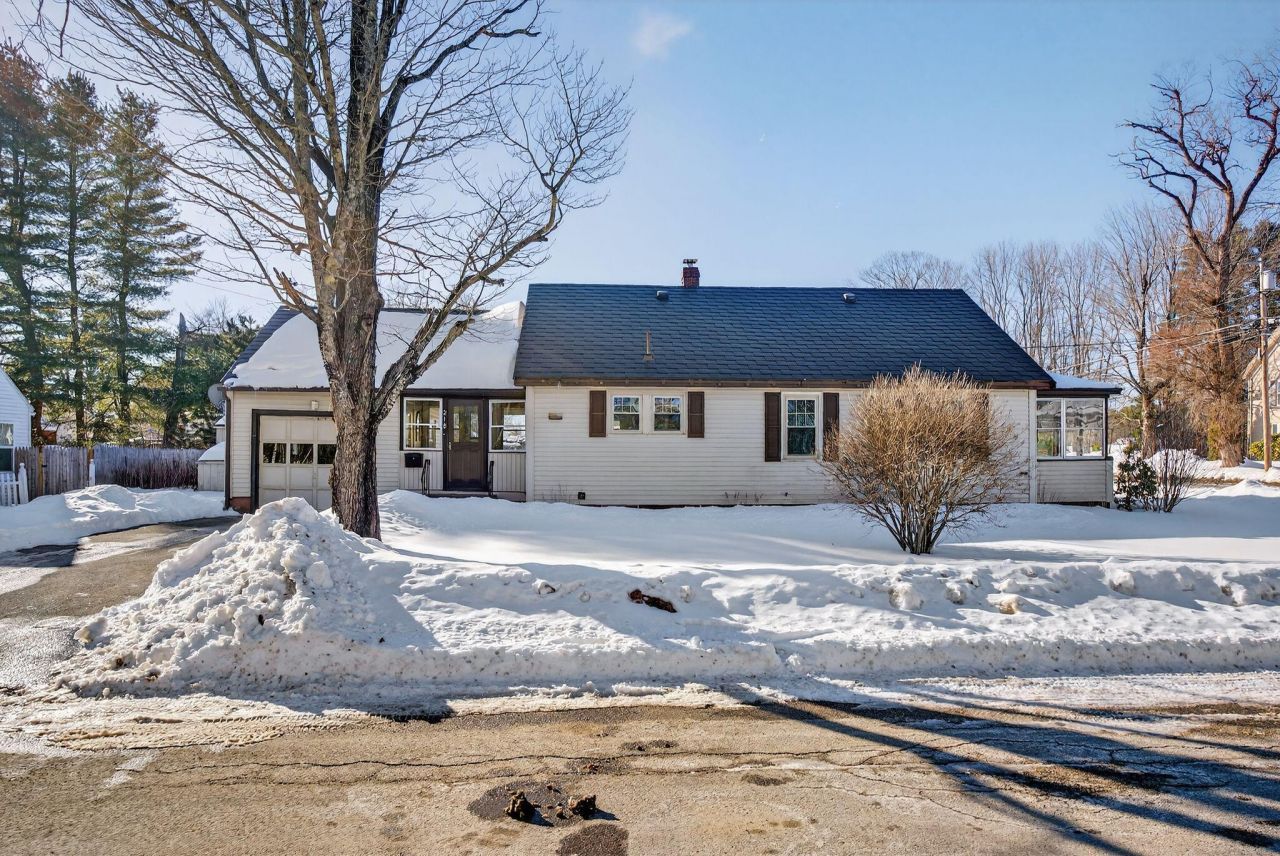 218 Longfellow Street, Westbrook, ME 04092 Main Photo