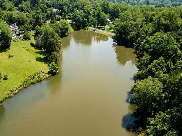 850 EMERSON DR, Charlottesville, VA 22901