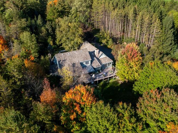 303 Washington Dr, Trenton, WI 53095