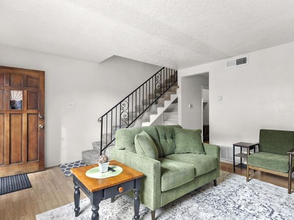 1121 Chelwood Park Boulevard NE, Unit APT 7, Albuquerque, NM 87112