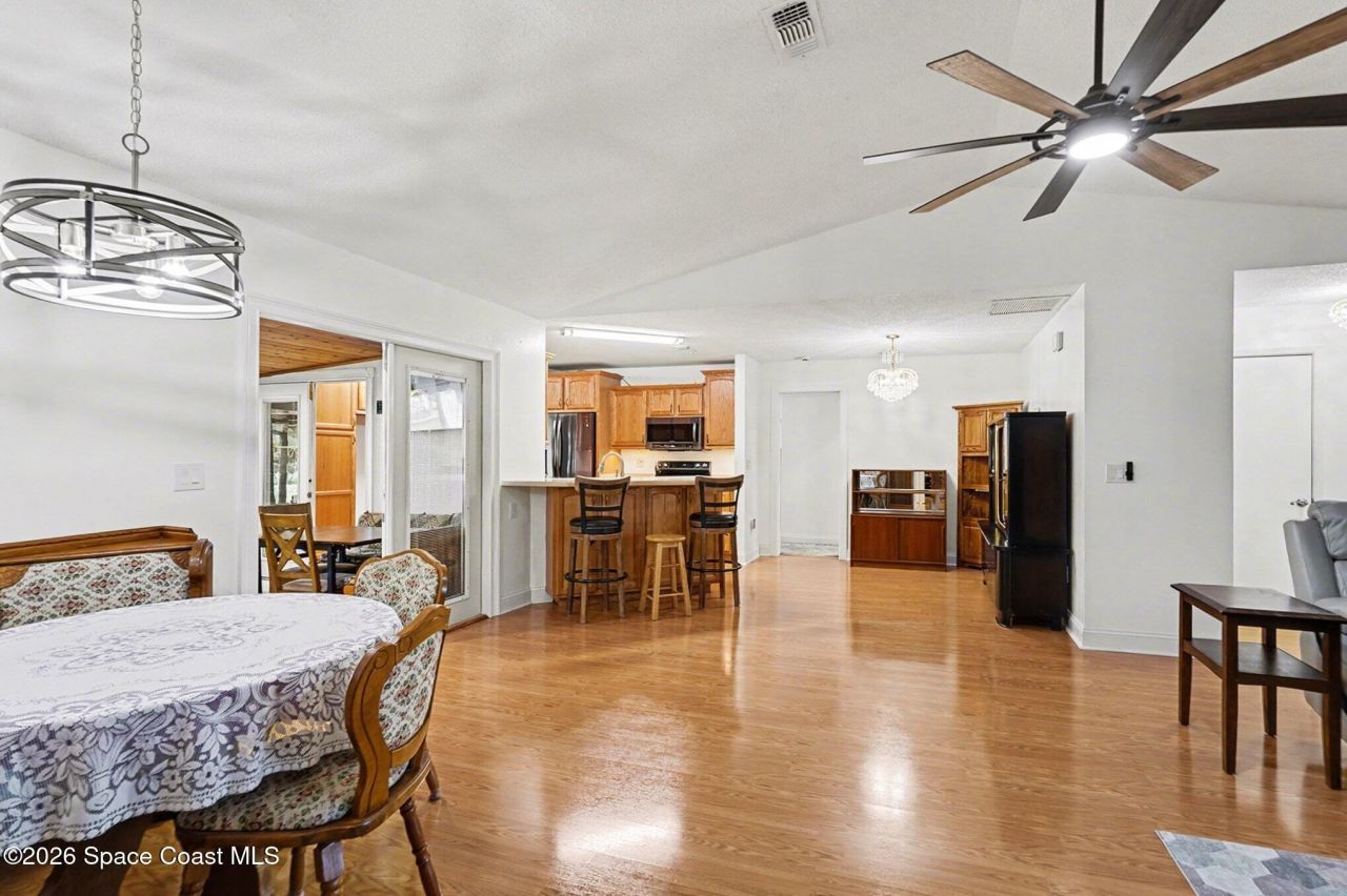 457 Wildwood Avenue Sw, Palm Bay, FL 32908 Photo