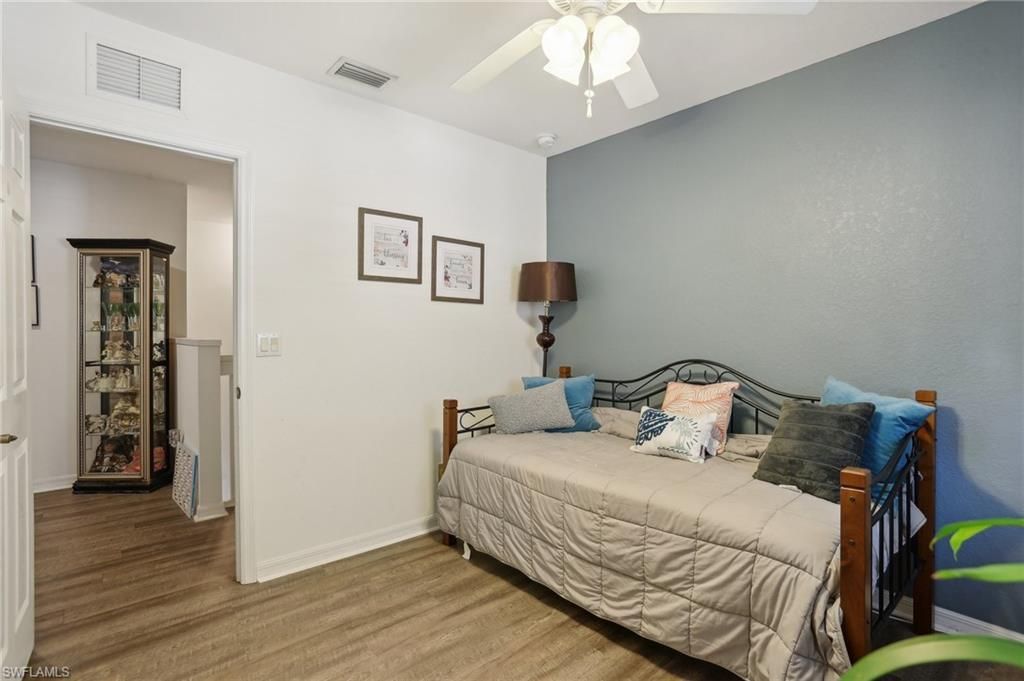 3350 Dandolo Cir, Cape Coral, FL 33909 Photo