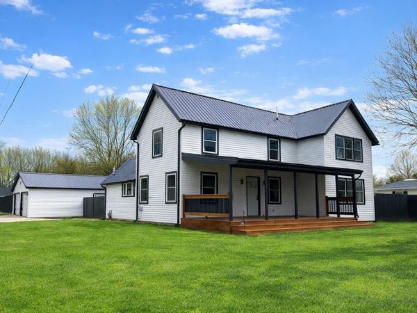 202 E MAIN Street, Matthews, IN 46957