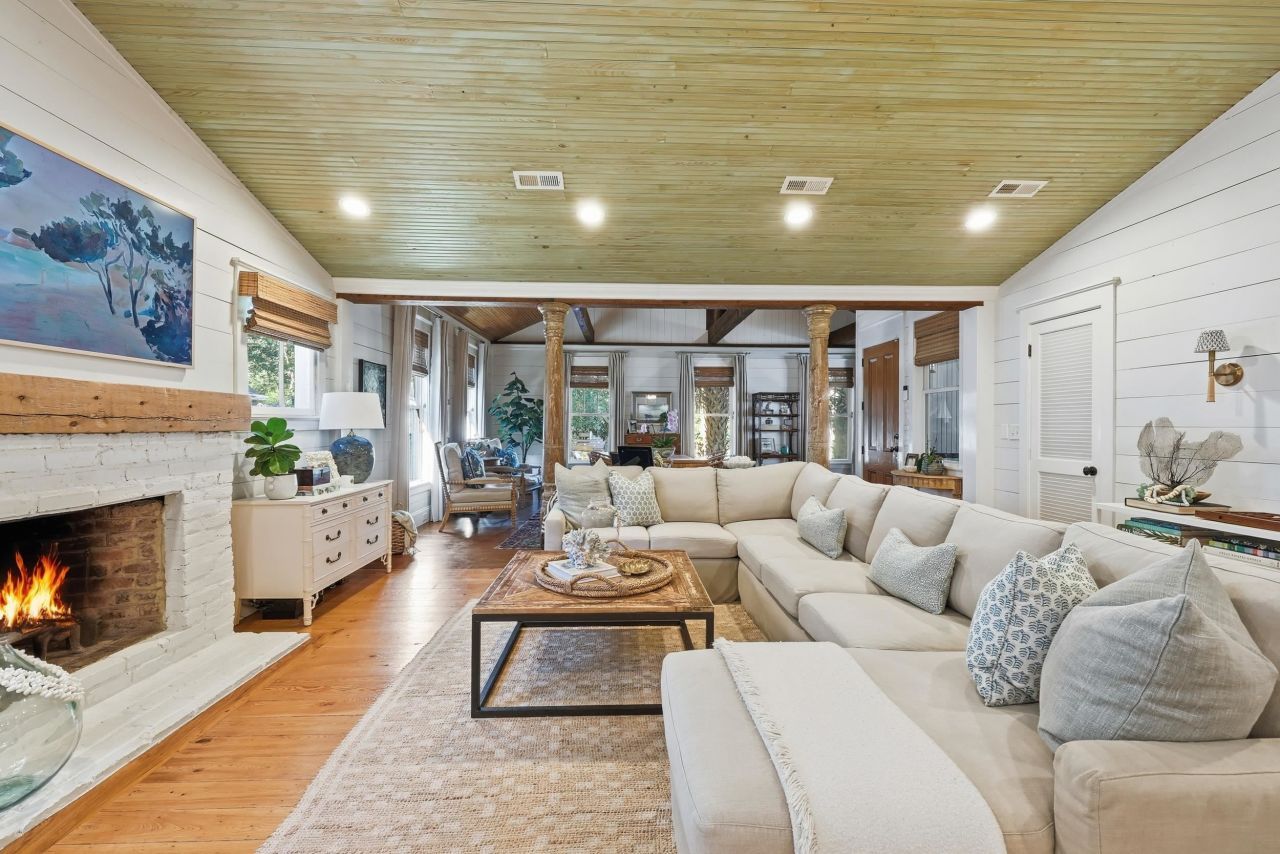 92 Channel Bluff Ave. Photo 11