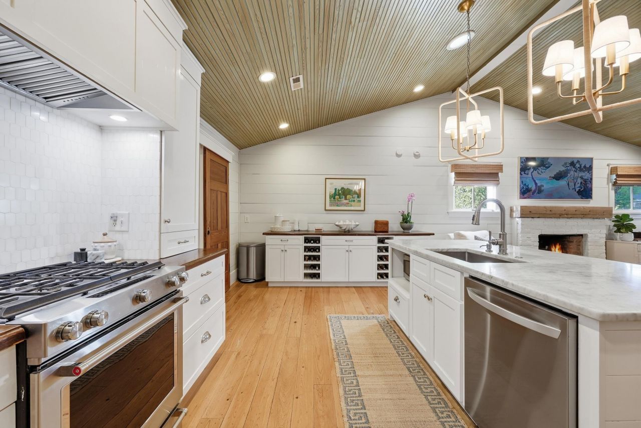 92 Channel Bluff Ave. Photo 13