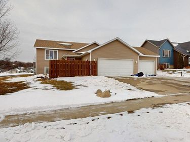 234 Interior Drive, Pine Island, MN 55963