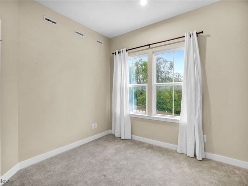 316 E Reno Drive, Louisville, OH 44641 Photo 22