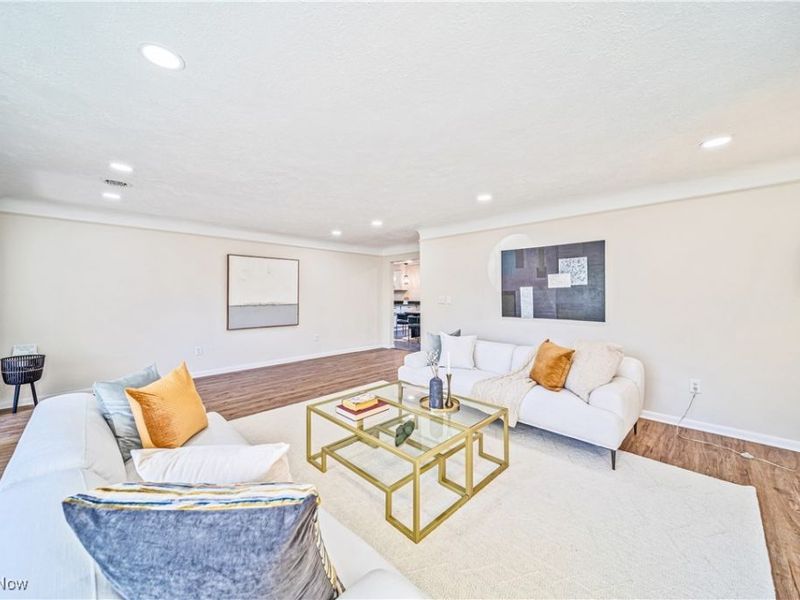 30529 Ridge Road, Wickliffe, OH 44092 Photo 7