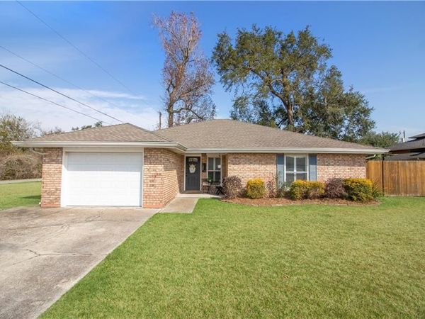 150 W HEATHER Drive, Luling, LA 70070