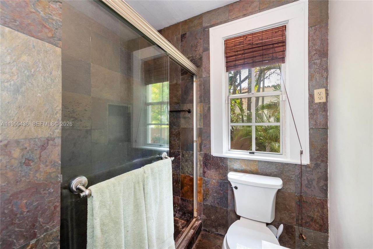 1256 Algeria Ave, Coral Gables, FL 33134 Photo