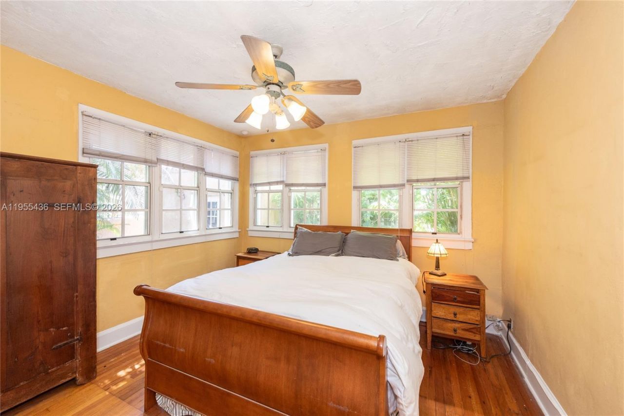 1256 Algeria Ave, Coral Gables, FL 33134 Photo