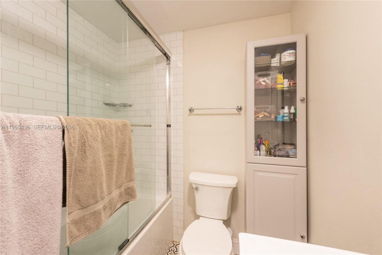 1256 Algeria Ave, Coral Gables, FL 33134 Photo