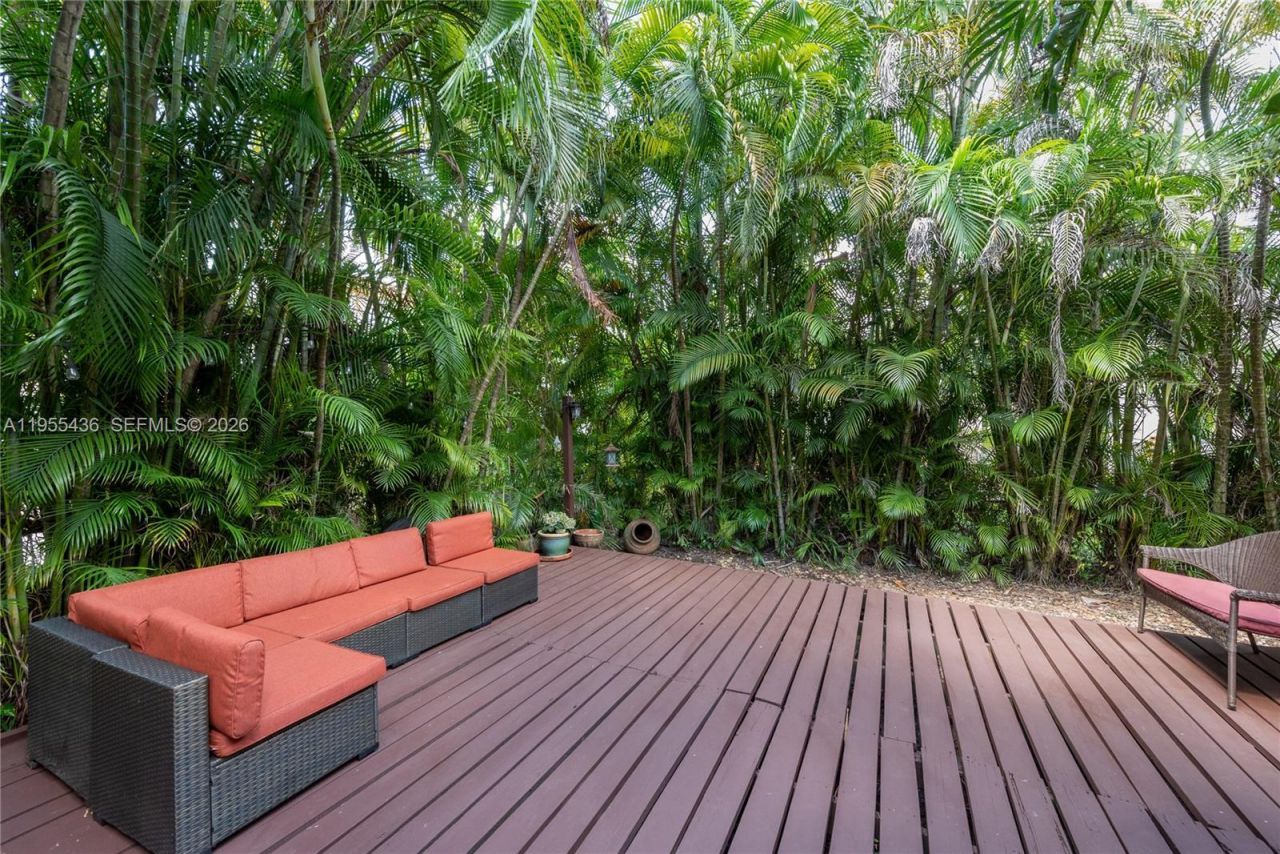 1256 Algeria Ave, Coral Gables, FL 33134 Photo