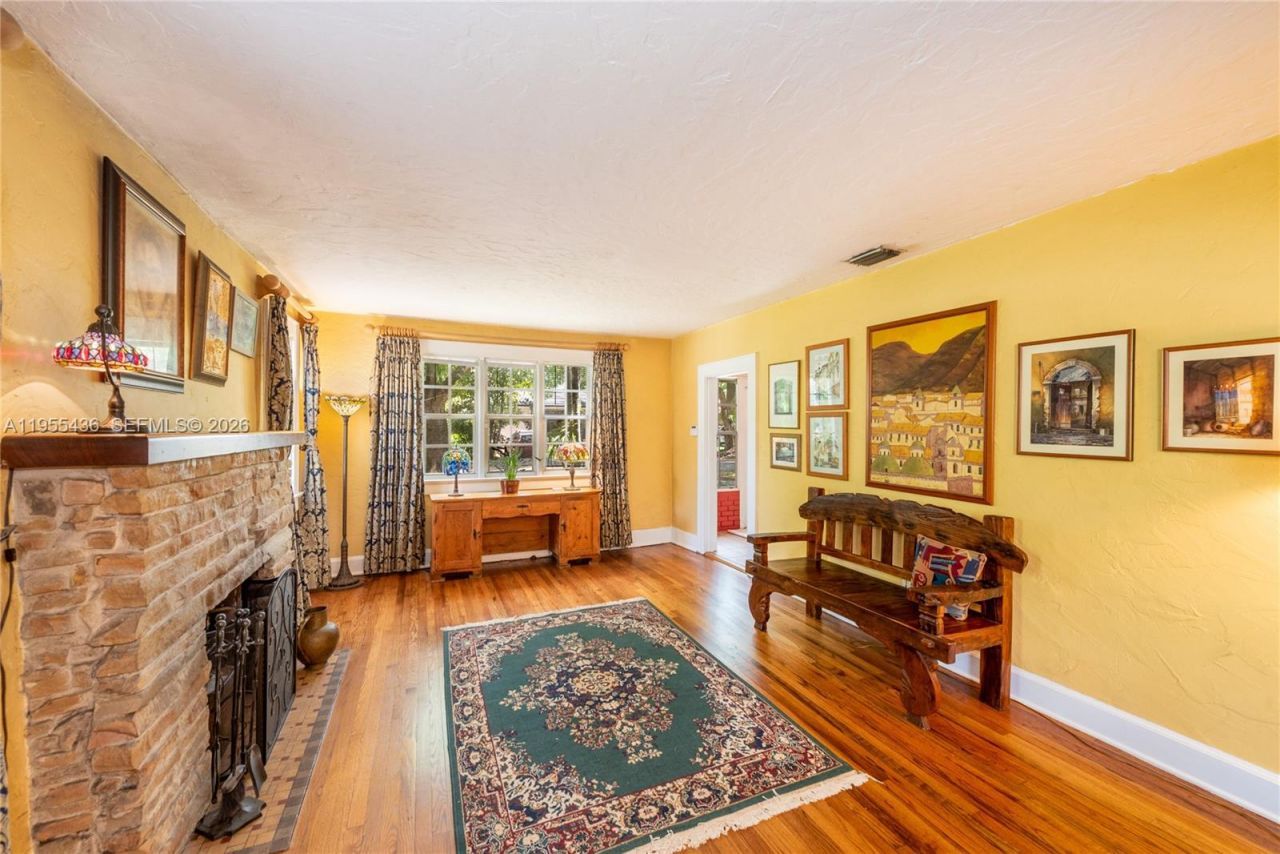 1256 Algeria Ave, Coral Gables, FL 33134 Photo