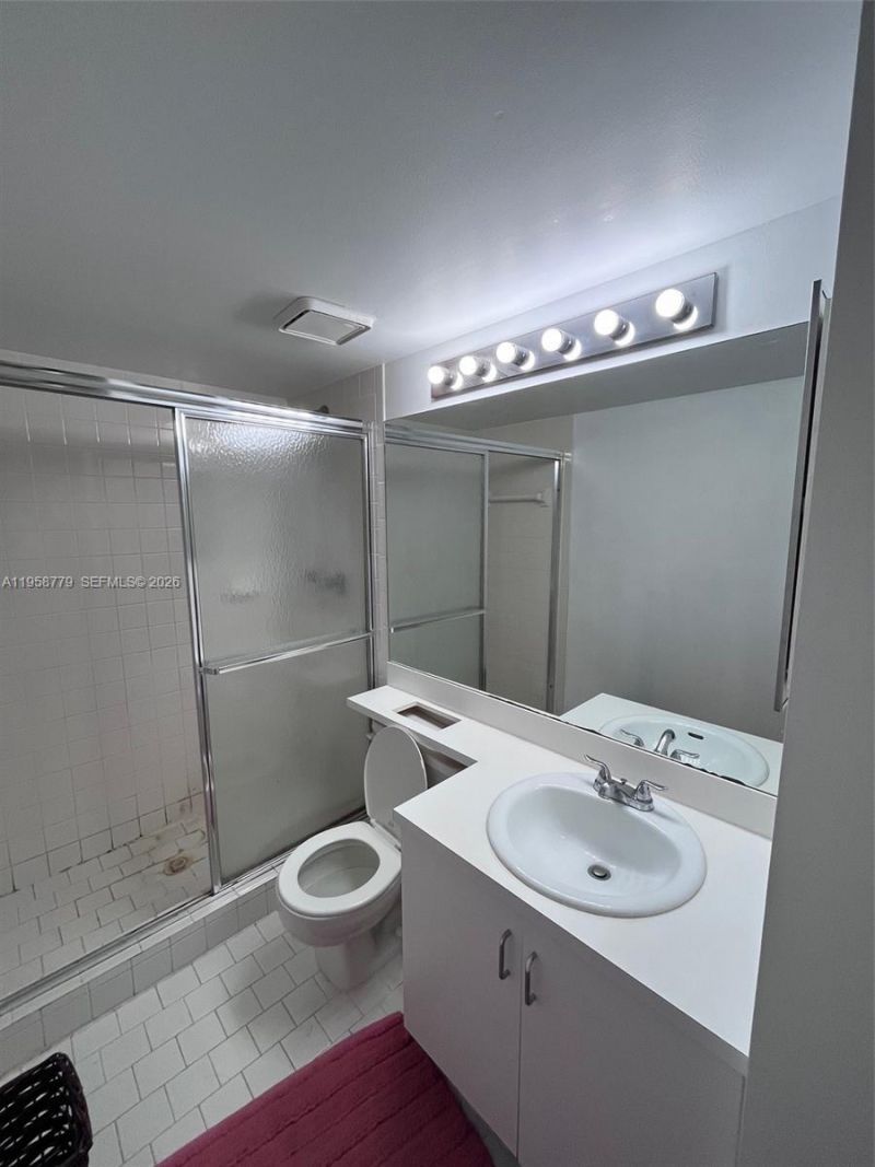 125 Waterside Dr, Unit 125, Hypoluxo, FL 33462 Photo