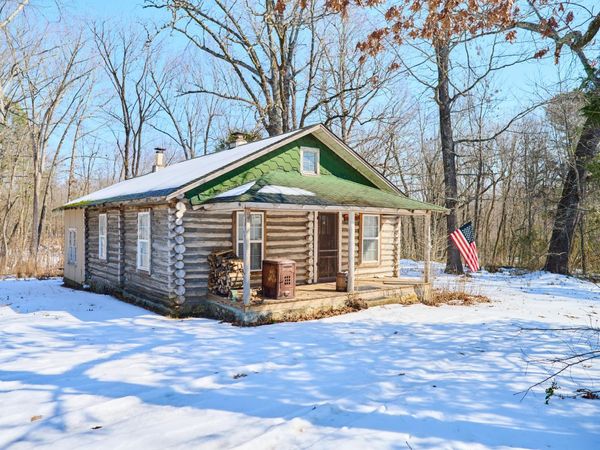 1729 US-63, Williford, AR 72482