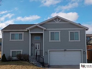 13927 Weber Street, Omaha, NE 68142