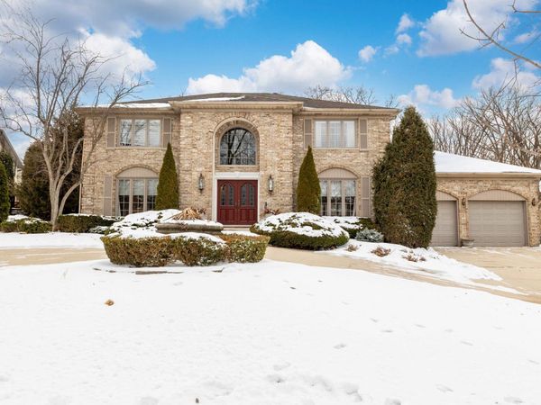 7624 Forest Hill Road, Burr Ridge, IL 60527