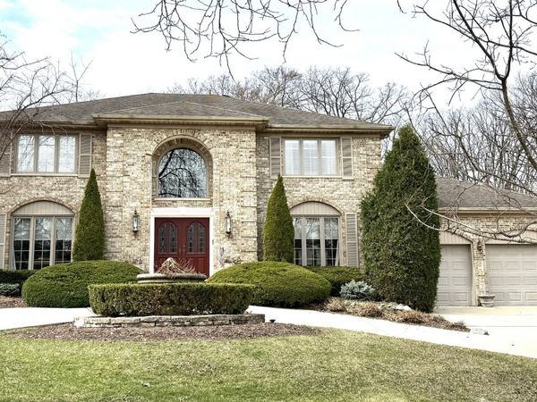 7624 Forest Hill Road, Burr Ridge, IL 60527