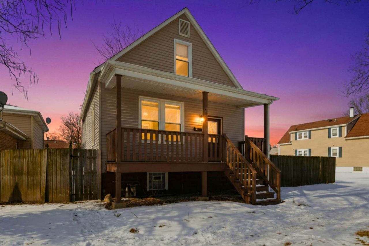 12356 S Green Street, Calumet Park, IL 60827 Main Photo