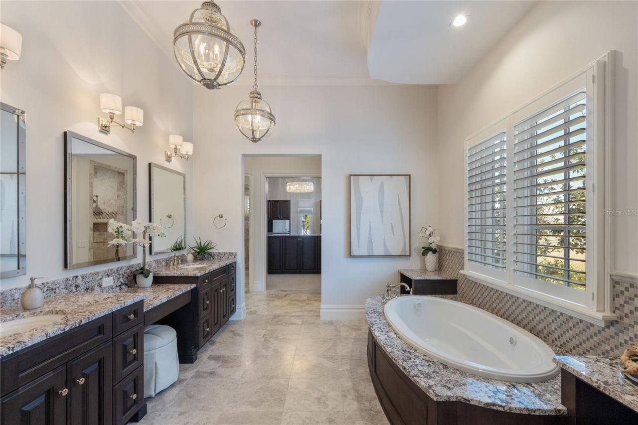 10443 Los Feliz Drive, Golden Oak, FL 32836 Photo