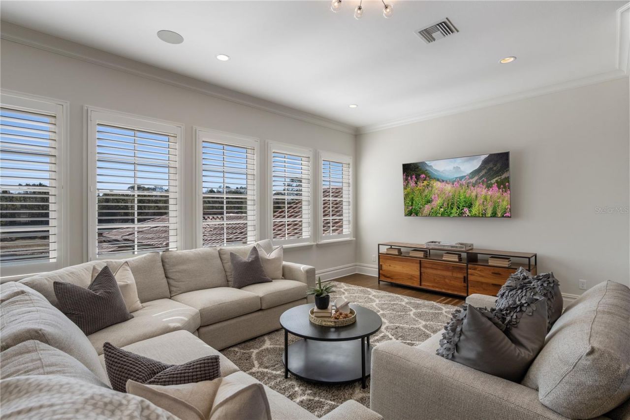 10443 Los Feliz Drive, Golden Oak, FL 32836 Photo