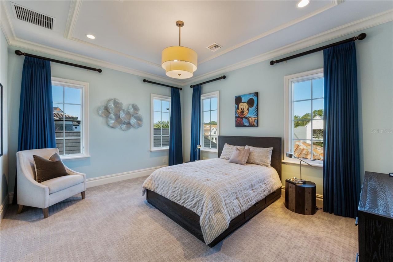 10443 Los Feliz Drive, Golden Oak, FL 32836 Photo