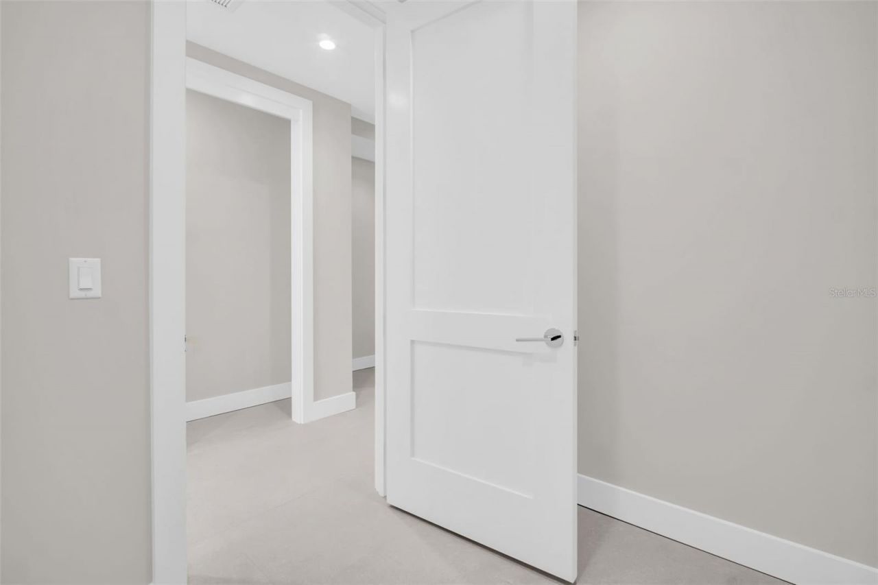 275 1st Avenue S, Unit 3703, Saint Petersburg, FL 33701 Photo