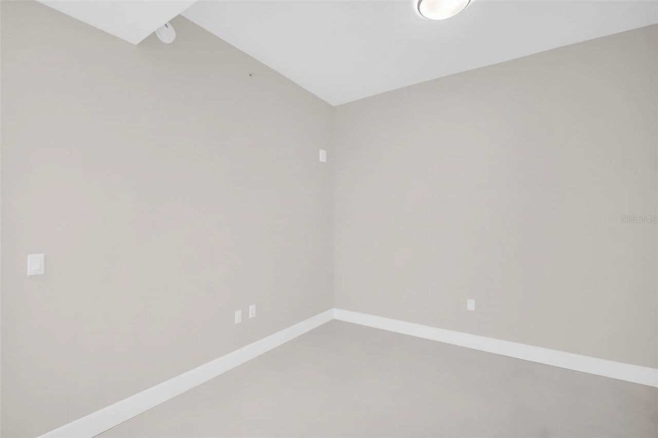 275 1st Avenue S, Unit 3703, Saint Petersburg, FL 33701 Photo