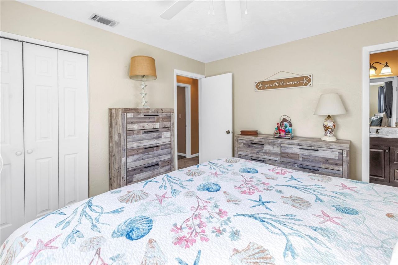 9909 55th Way N, Pinellas Park, FL 33782 Photo