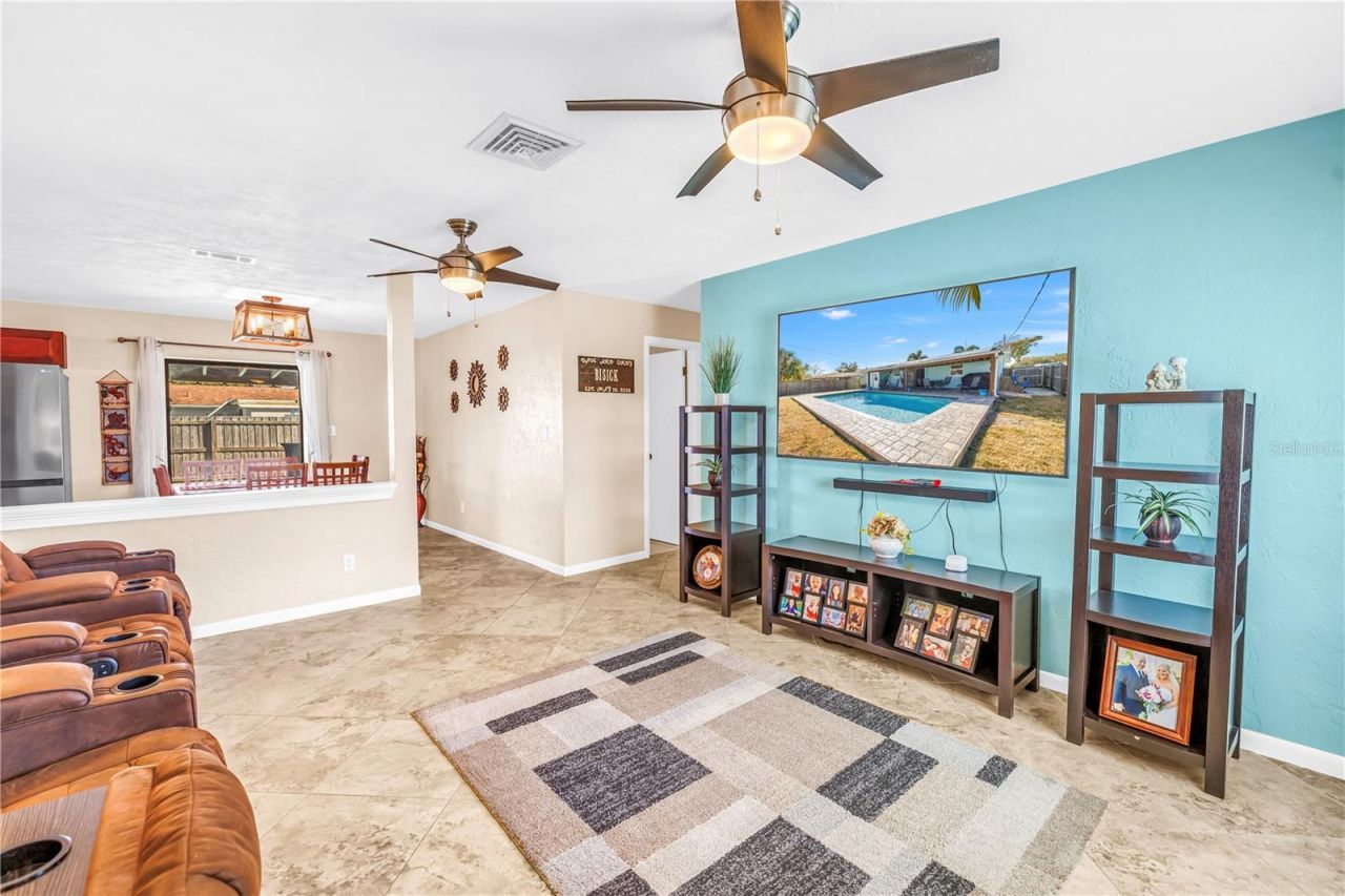 9909 55th Way N, Pinellas Park, FL 33782 Photo