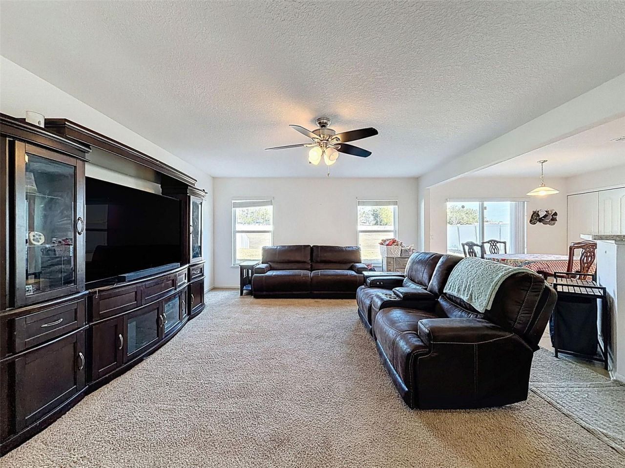 36115 Markree Castle Avenue, Dade City, FL 33525 Photo