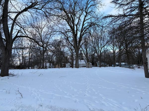 2918 Midwood Street, Lansing, MI 48911