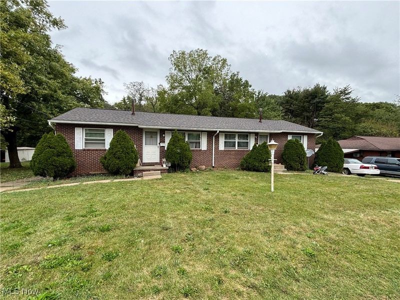 2441 45th Street NW, Canton, OH 44709 Photo 1