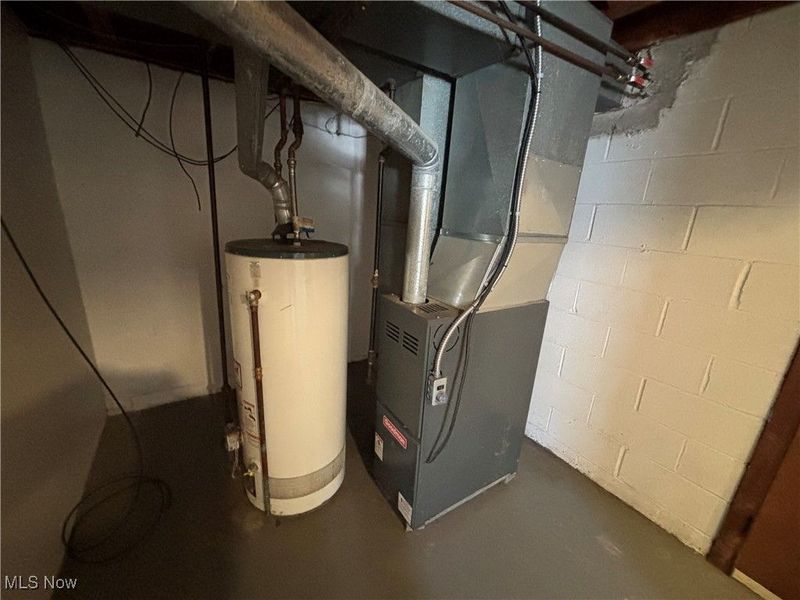 2441 45th Street NW, Canton, OH 44709 Photo 11