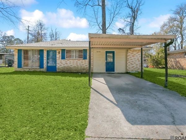 9490 Dabney Dr, Denham Springs, LA 70726