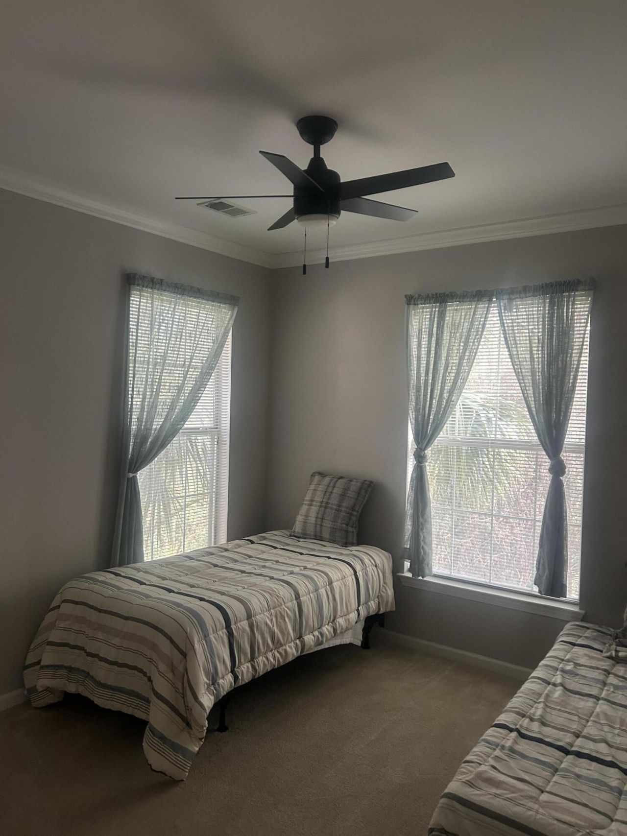 1600 Long Grove Drive Photo 25