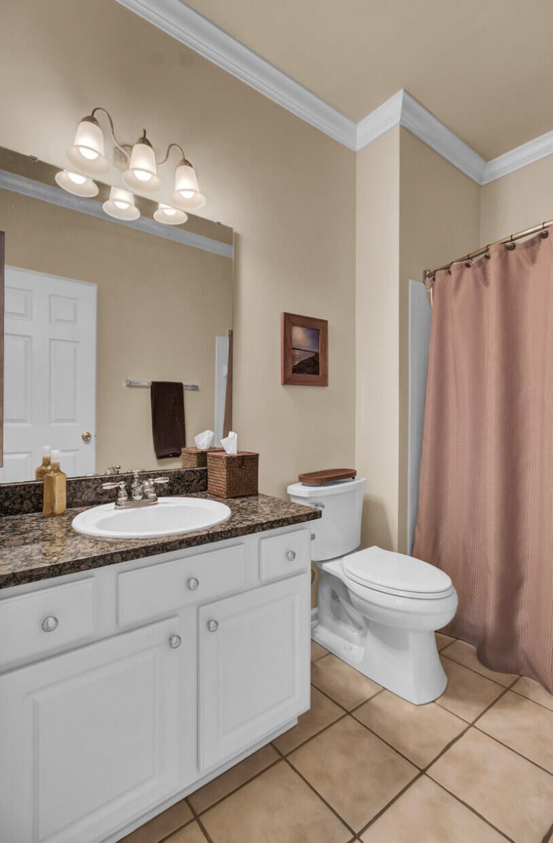 1600 Long Grove Drive Photo 28