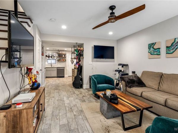 1100 14th Avenue, Unit A4, Tuscaloosa, AL 35401