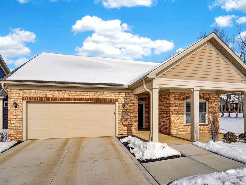 1636 Waterside Drive , Unit D2, Circleville, OH 43113 Photo 2