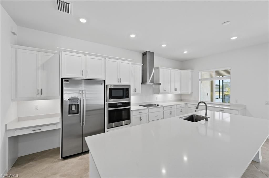 15729 Raveneli Ct, Fort Myers, FL 33908 Photo