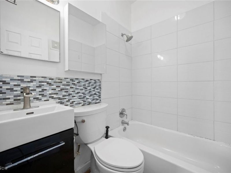 4248 Brookway Lane, Brooklyn, OH 44144 Photo 15